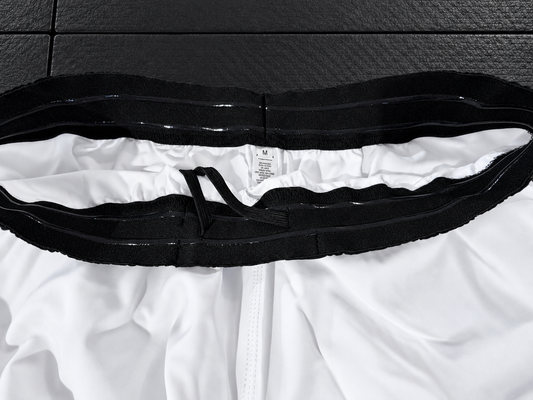 Men’s BLK and WHT Kit